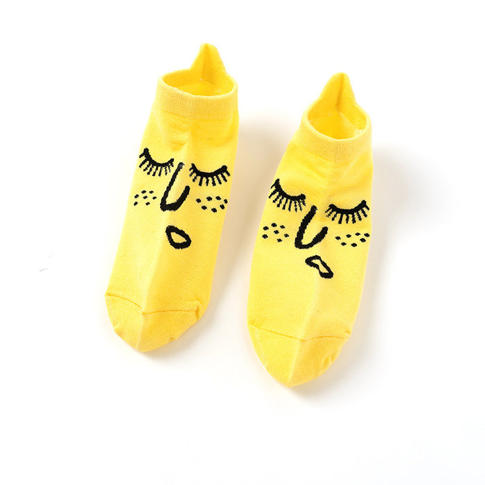 Wholesale New cotton socks with unique and quirky cartoon expressions, embroidered boat socks
