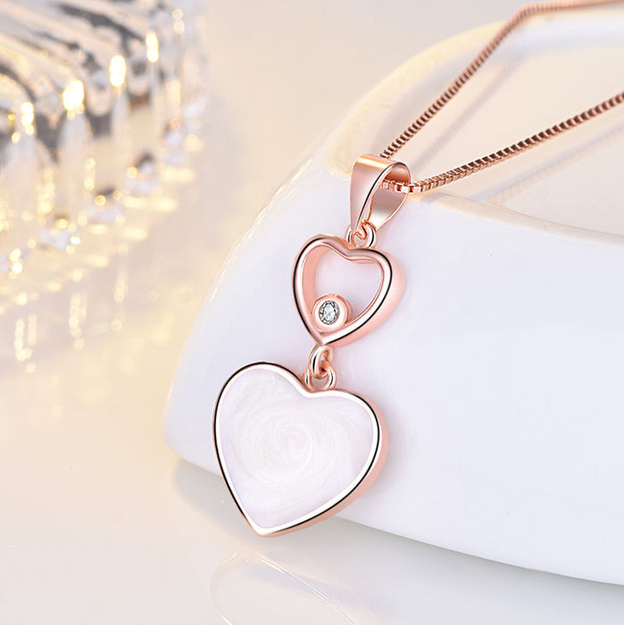 Wholesale Same style necklace, black dropper love pendant, heart-shaped women's necklace