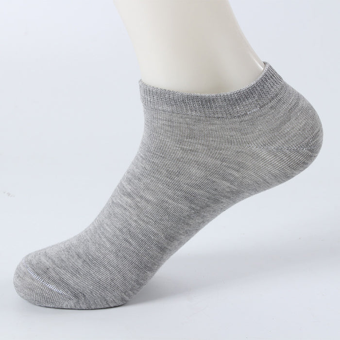 Wholesale Basic solid color white casual cotton socks with low cut and shallow mouth design