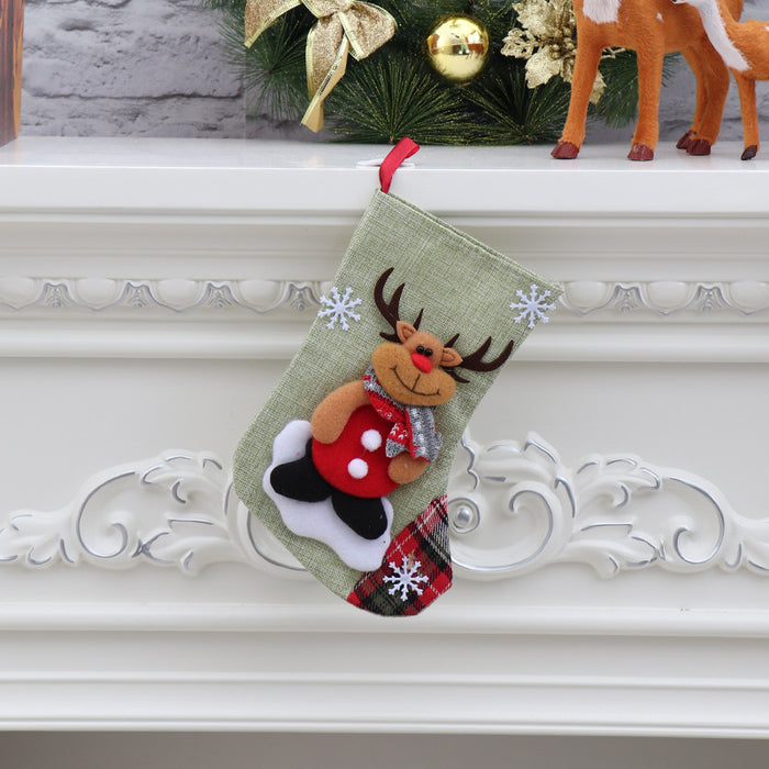 Wholesale Christmas Candy Gift Bag Decoration Props Santa Snowman Socks Medium Size Gift Christmas Stocking Decoration