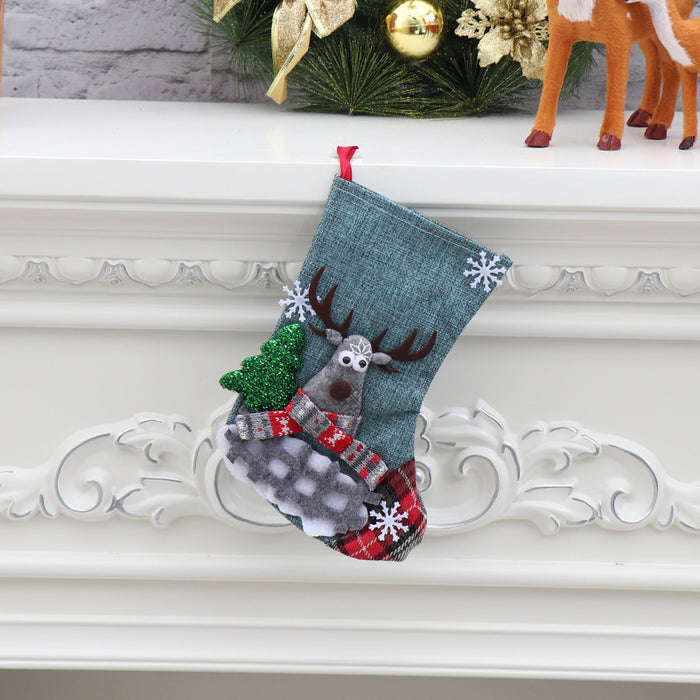 Wholesale Christmas Candy Gift Bag Decoration Props Santa Snowman Socks Medium Size Gift Christmas Stocking Decoration
