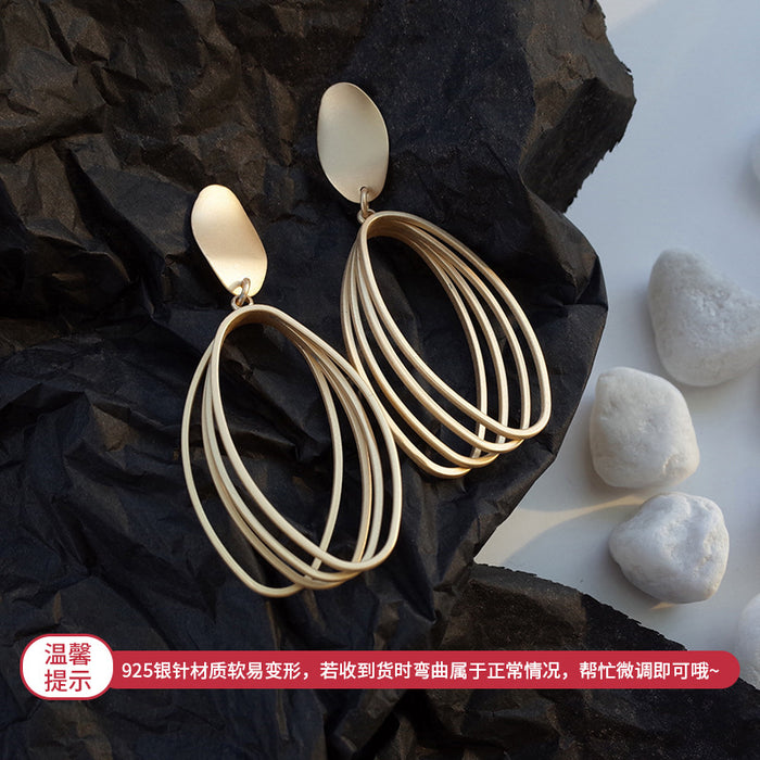 Wholesale Silver Needle Metal Designer Earrings JDC-ES-BY003