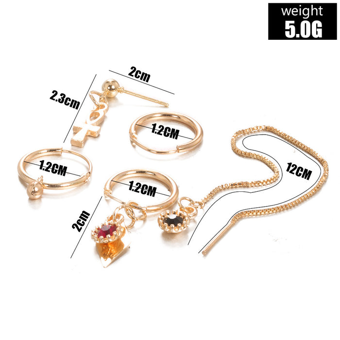 Wholesale Earrings 5-piece set with fashionable earrings and accessories