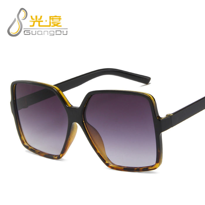 Wholesale New Fashion Sunglasses Retro Sunglasses Large Frame Sunglasses Box Sunglasses