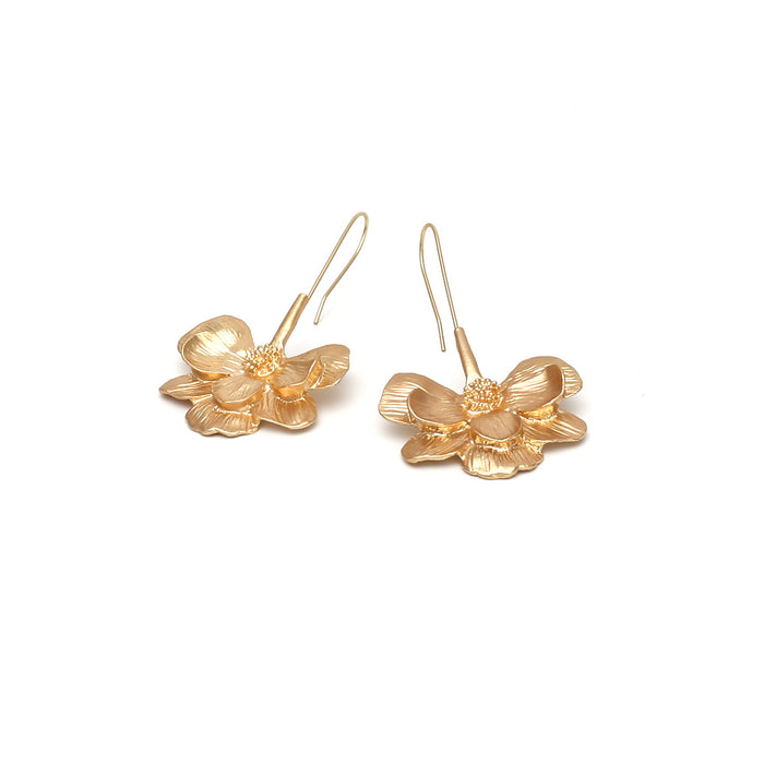 Wholesale Vintage long alloy flower earrings, simple and versatile, gold flower ear hooks and earrings