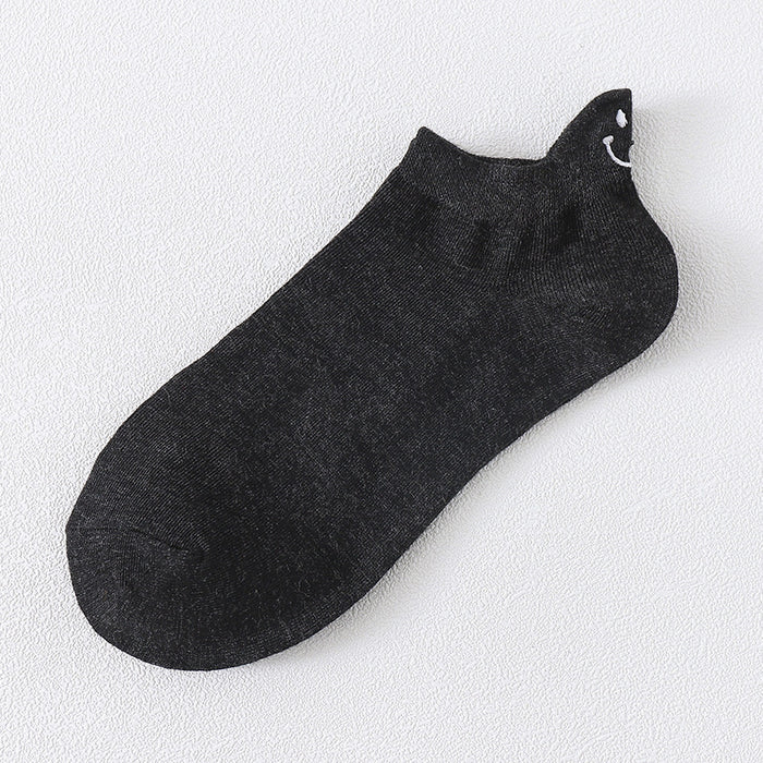 Wholesale Short socks with personalized heel embroidery, smiling face, boat socks, cotton socks