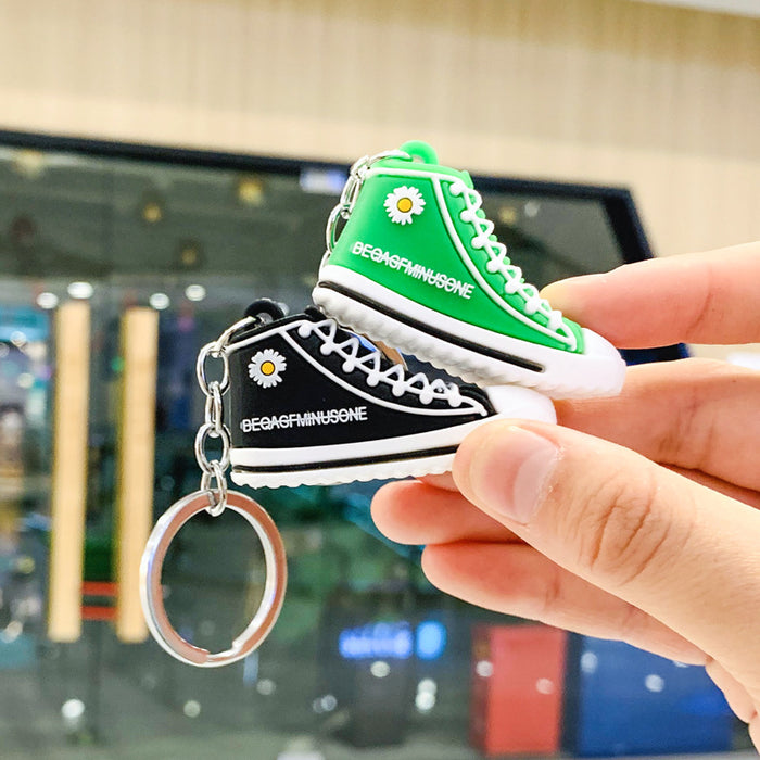 Wholesale Shoe keychain accessories daisy bag shoe pendant wholesale