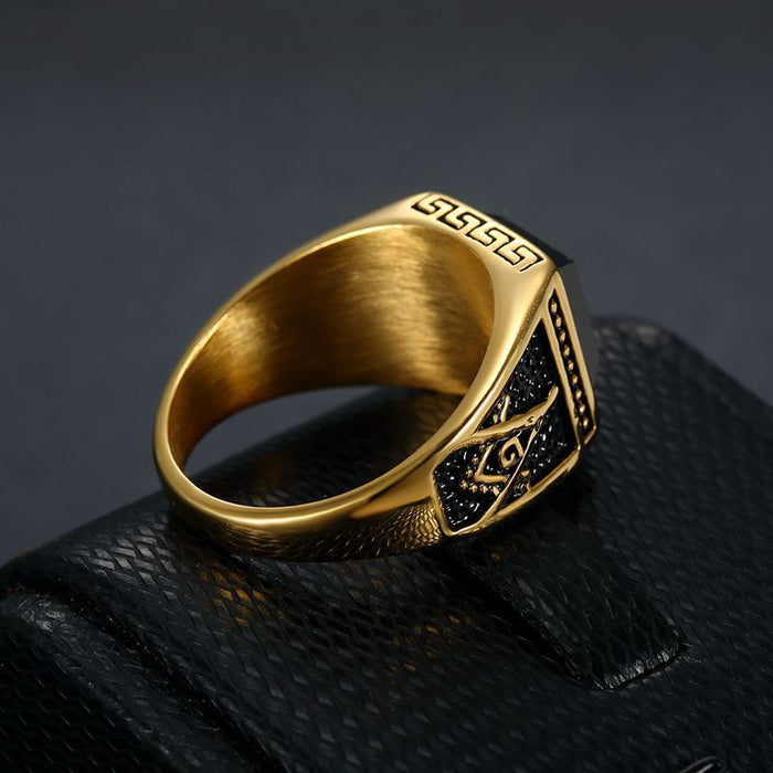 Wholesale Titanium Steel Color Preserving Gold Plated Black Agate Men's Rings JDC-RS-HongX009