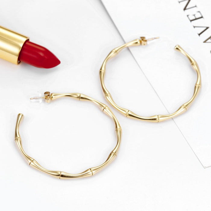 Wholesale Elegant bamboo shaped earrings with fashionable temperament, internet famous titanium steel earrings for women