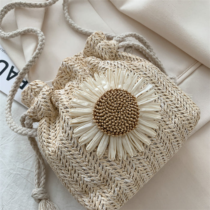 Wholesale Woven bag, women's bag, new grass woven cute bucket bag, personalized crossbody bag