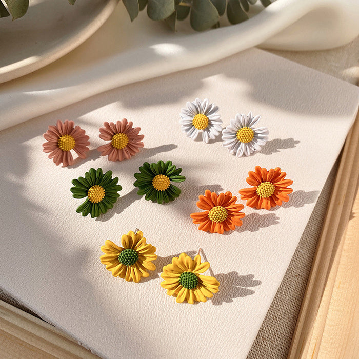 Wholesale Minimalist and Personalized Earrings, Female Flower Earrings, Small and Fresh Earrings