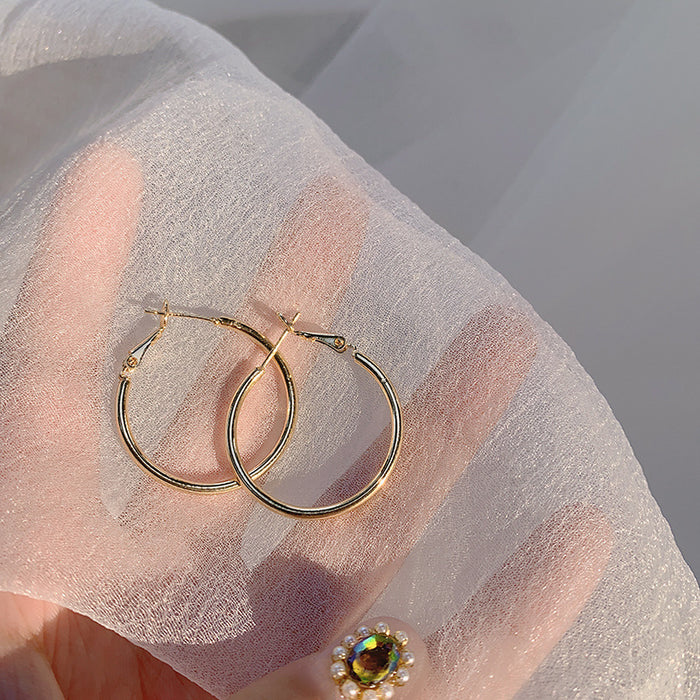 Wholesale Exaggerated large circle earrings, simple earrings, personalized, trendy and fashionable earrings