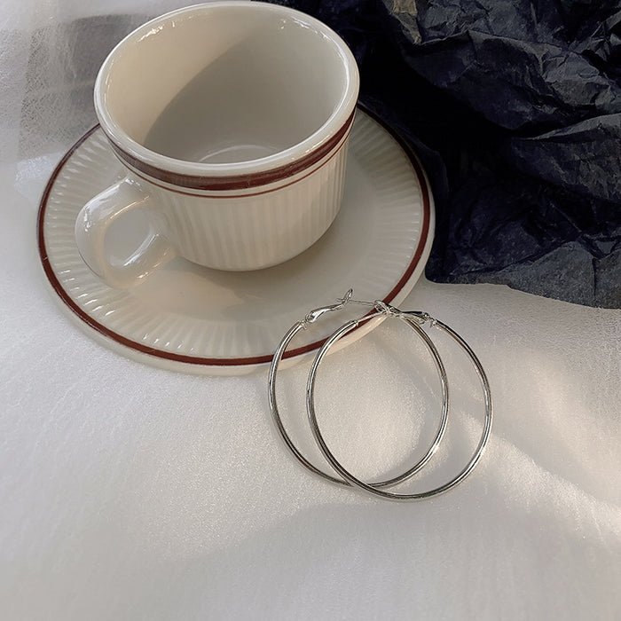 Wholesale Exaggerated large circle earrings, simple earrings, personalized, trendy and fashionable earrings