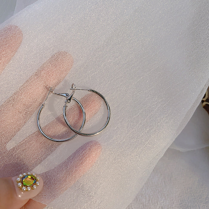 Wholesale Exaggerated large circle earrings, simple earrings, personalized, trendy and fashionable earrings