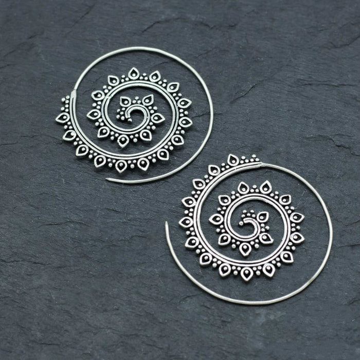 Wholesale Lotus spiral gear shaped earrings with personalized circle earrings