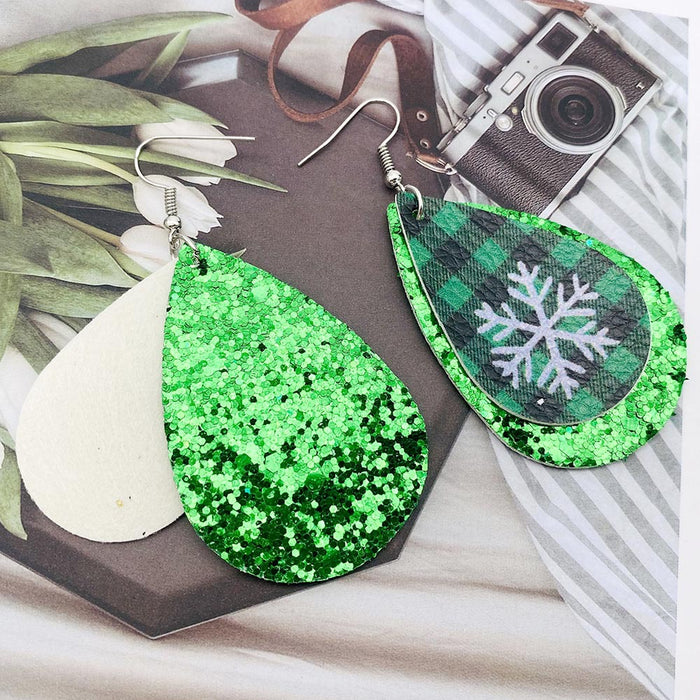 Wholesale 50pcs Christmas Earrings European and American Plaid Snowflake Leather Earrings Double Layer Sequin Christmas Ornaments