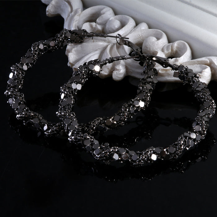 Wholesale Metal geometric circle earrings for women, versatile and trendy black exaggerated large circle earrings