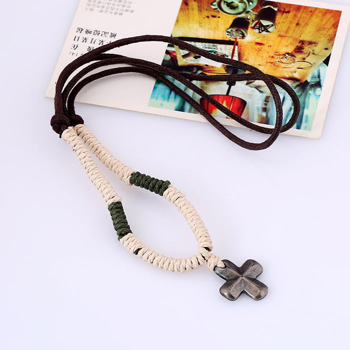 Wholesale Wholesale of trendy accessories, retro alloy cross necklace