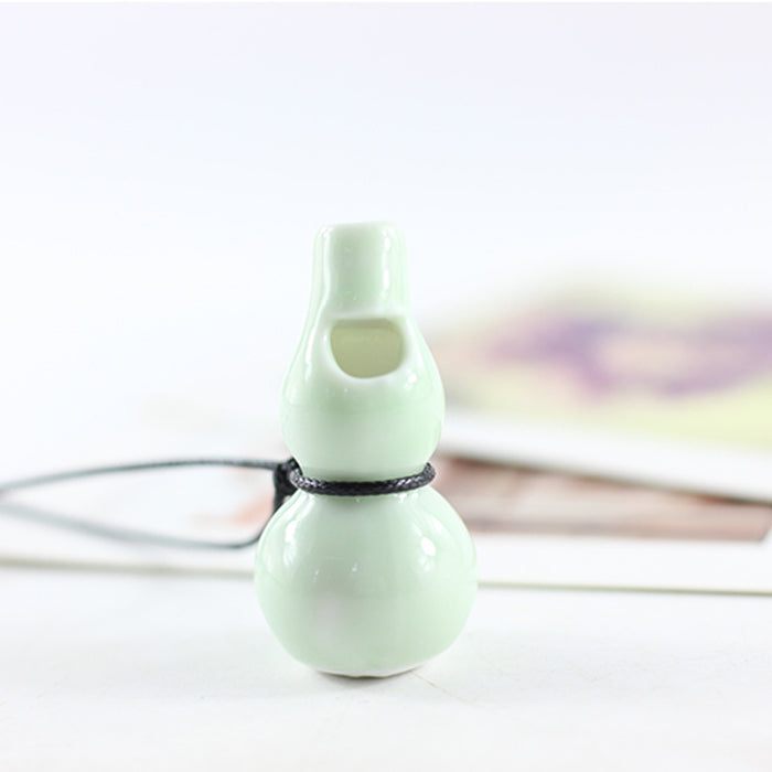 Wholesale Hulu whistle three-dimensional small whistle necklace small pendant ceramic whistle sweater chain necklace pendant