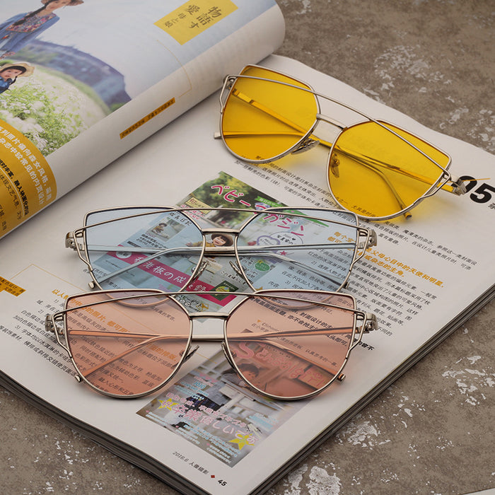 Wholesale Metal Cat Eye Sunglasses Colorful Fashion Sunglasses New Sunglasses