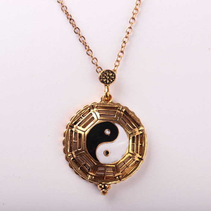 Wholesale Fashion personality magnifying glass necklace creative retro animal pendant jewelry