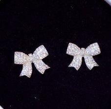 Wholesale Silver needle earrings, fashionable and exquisite, super sparkling zircon temperament, bow earrings, earrings, earrings, pendants