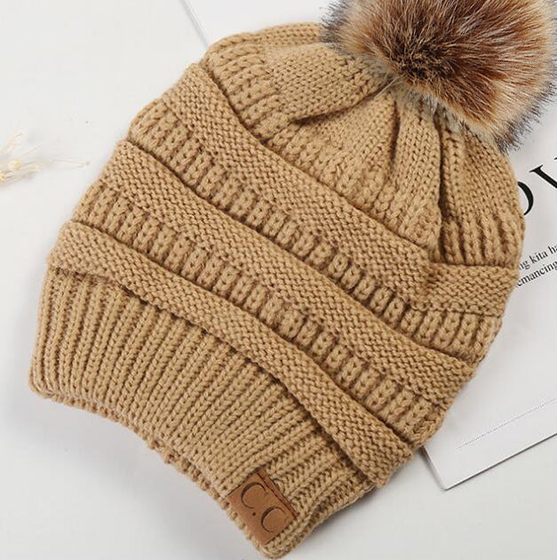 Wholesale Simple Autumn and Winter Ponytail with Wool Ball Yarn Cap JDC-FH-HengYu003