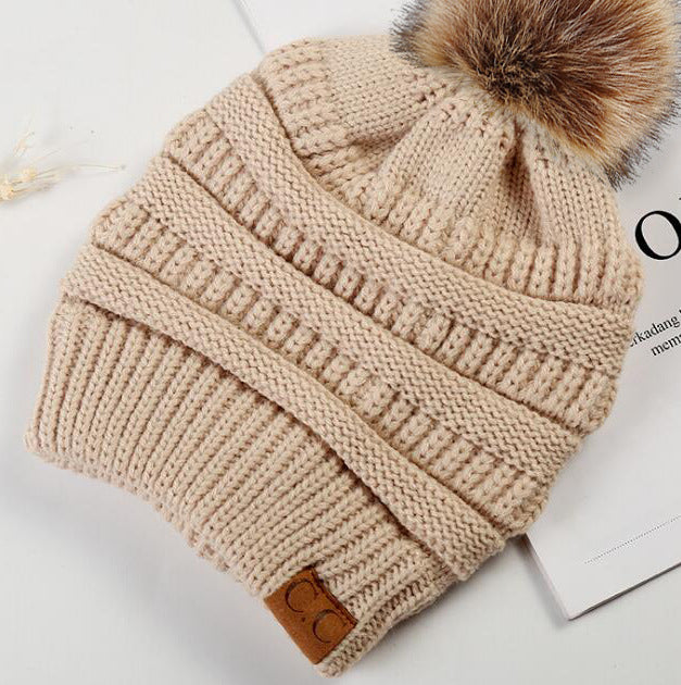 Wholesale Simple Autumn and Winter Ponytail with Wool Ball Yarn Cap JDC-FH-HengYu003