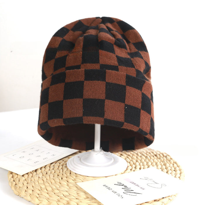 Wholesale Winter Checkerboard Curled Edge Knitted Hat JDC-FH-HongHong010