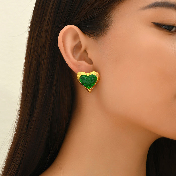 Wholesale New cross-border alloy jewelry with gold-plated and non fading heart-shaped silver needle earrings and diamond studded earrings