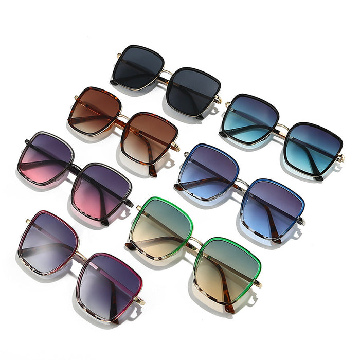 Wholesale Square fashion sunglasses, personalized UV resistant sunglasses, wholesale of women's sunglasses
