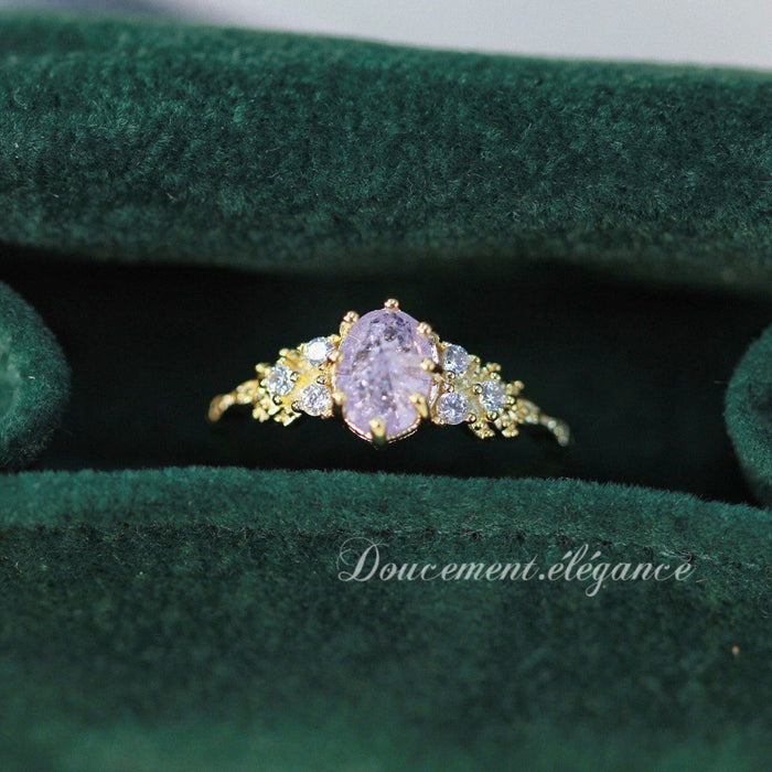 Wholesale Light luxury gold-plated exquisite retro niche fashion ring