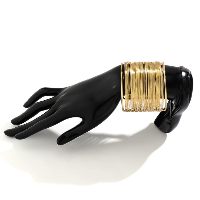 Wholesale Metallic brushed open electroplated bracelet with personalized simplicity