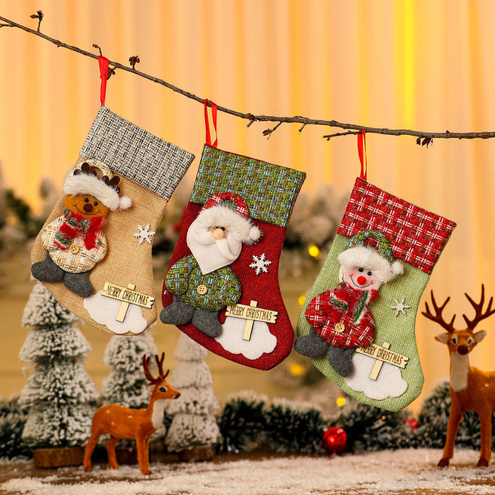 Wholesale Cross-Border New Small Linen Christmas Socks Wooden Sign Cartoon Christmas Socks Candy Bag Gift Bag Small Pendant