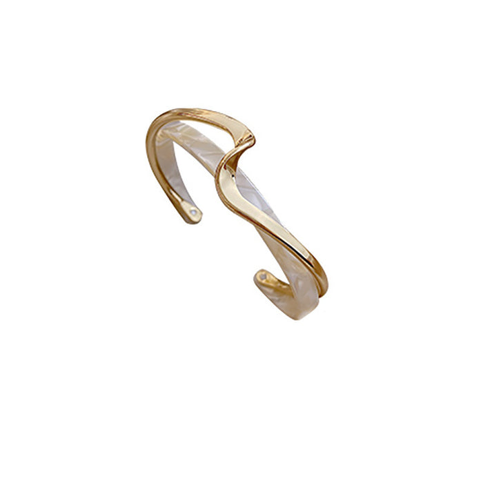 Wholesale White shell board double-layer geometric opening bracelet, fashionable and versatile bracelet, light luxury