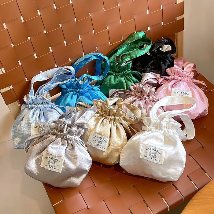 Wholesale Retro drawstring handbag with elegant style, drawstring handle, canvas bag, jewelry storage bag