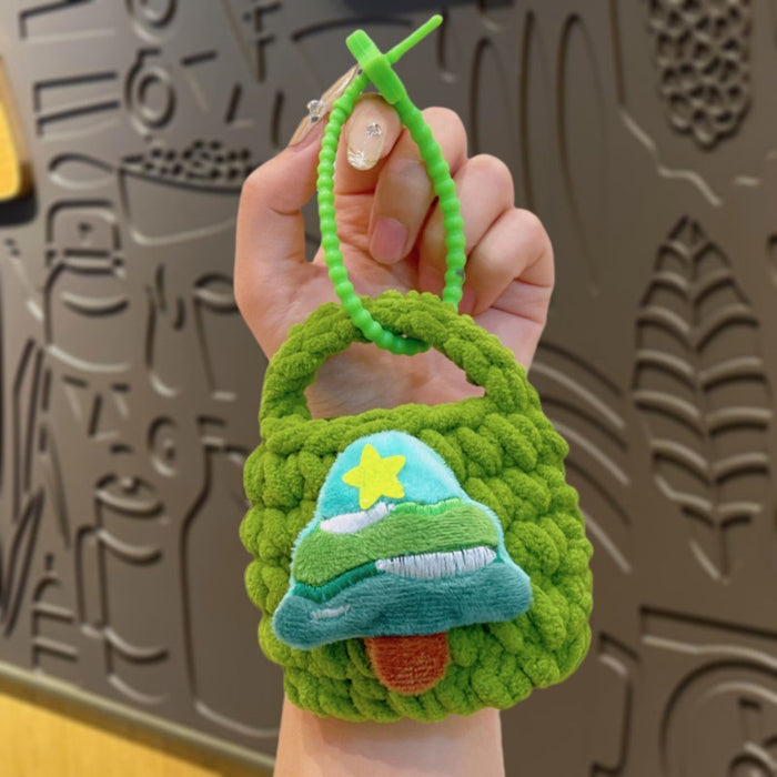 Wholesale Cute cartoon knitted mini coin purse Christmas hand-woven keychain accessories wholesale creative storage bag