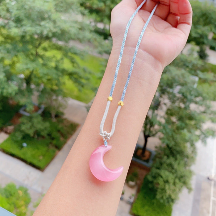 Wholesale Natural silver stone pendant necklace crescent