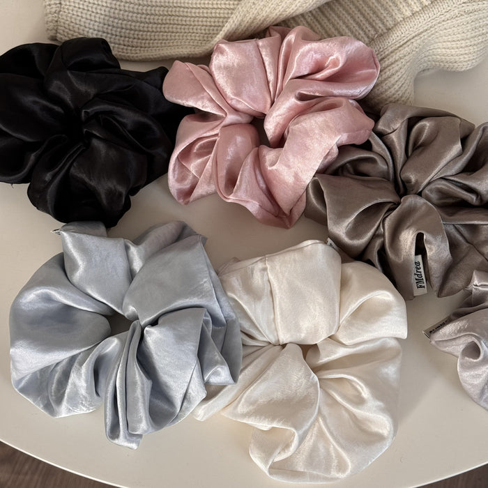 Wholesale Beautiful Glossy Satin Large Intestine Hair Ring Advanced Temperament Rope