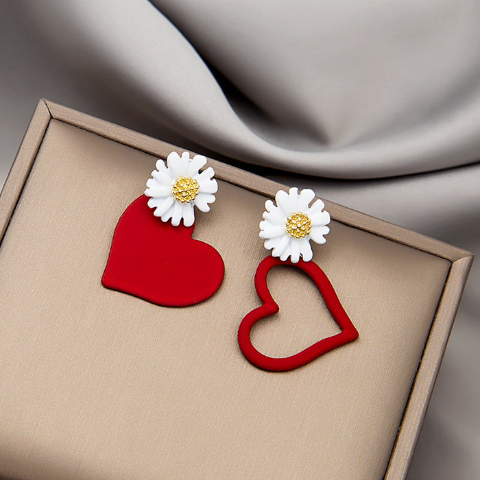 Wholesale Asymmetric daisy heart-shaped earrings, versatile and personalized flower earrings