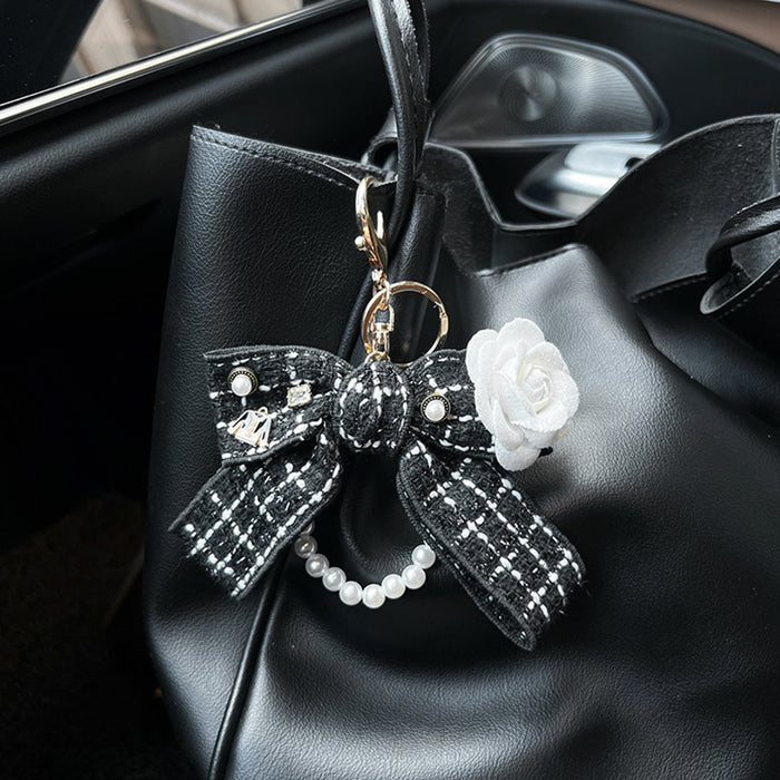 Wholesale Keychain Creative Elegant Car Keychain Exquisite Bag Pendant
