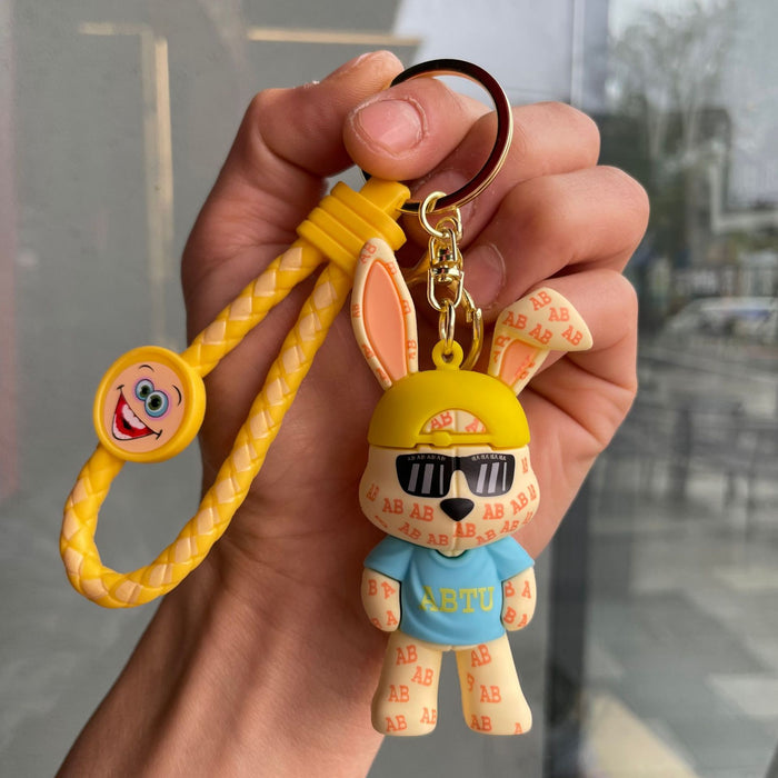 Wholesale Rabbit keychain pendant backpack accessories car hanging chain small gift wholesale