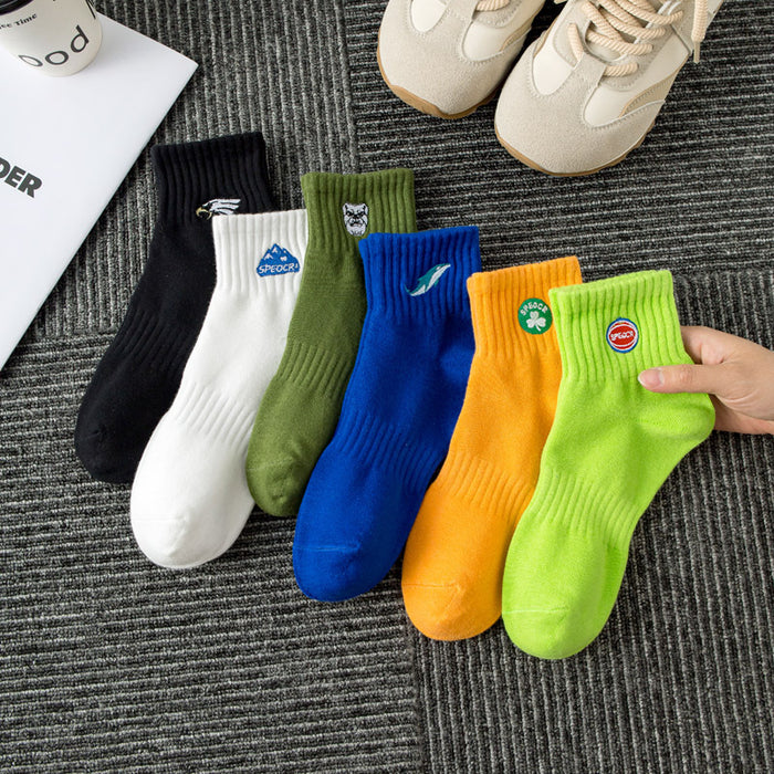 Wholesale Sports Socks Embroidered Mid Barrel Outdoor Sweat Absorbing Breathable Basketball Socks Cotton