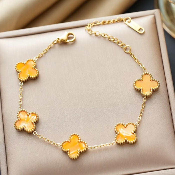 Wholesale Four leaf clover bracelet wholesale jewelry accessories new accessories niche high-end sense