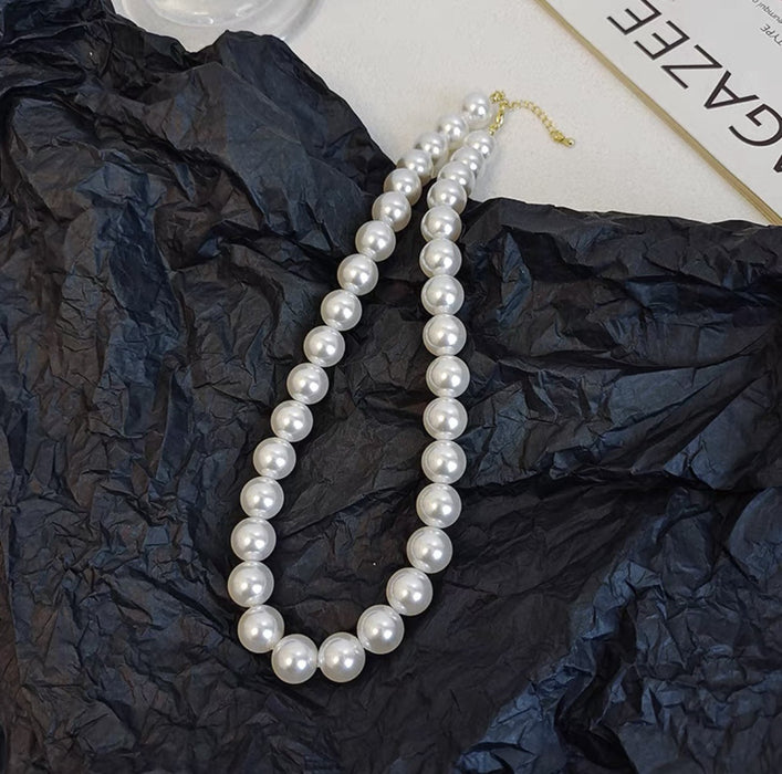 Wholesale Pearl necklace, women's light luxury internet celebrity temperament, simple and high-end feeling, collarbone chain