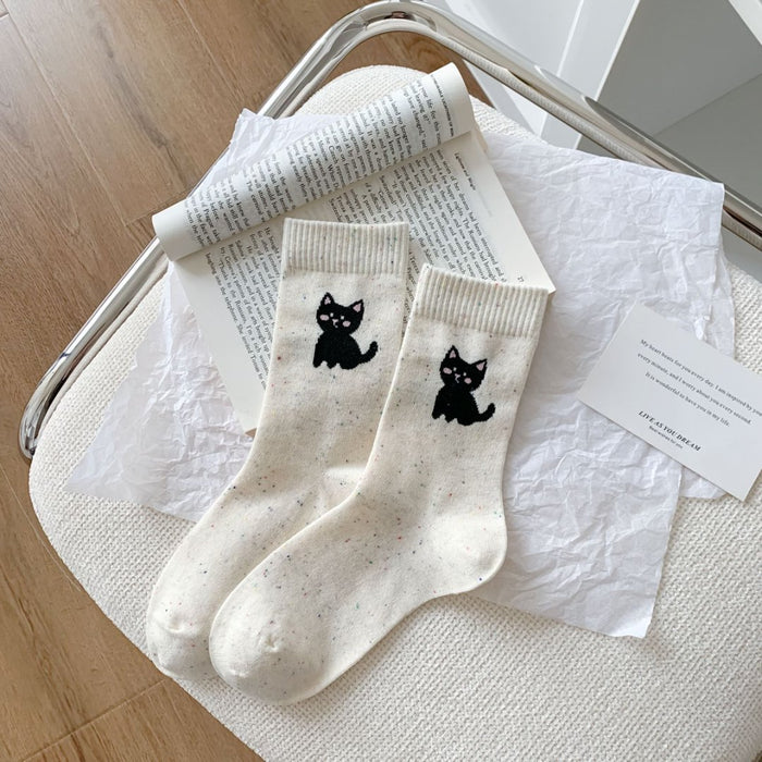 Wholesale Thin breathable mid tube socks with fashionable and simple polka dot yarn and embroidered small dog socks