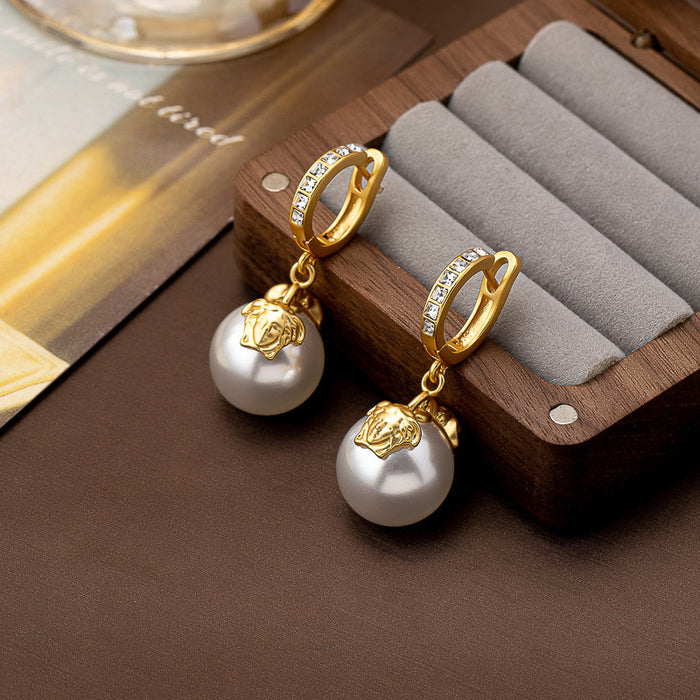 Wholesale Diamond-encrusted pearl earrings