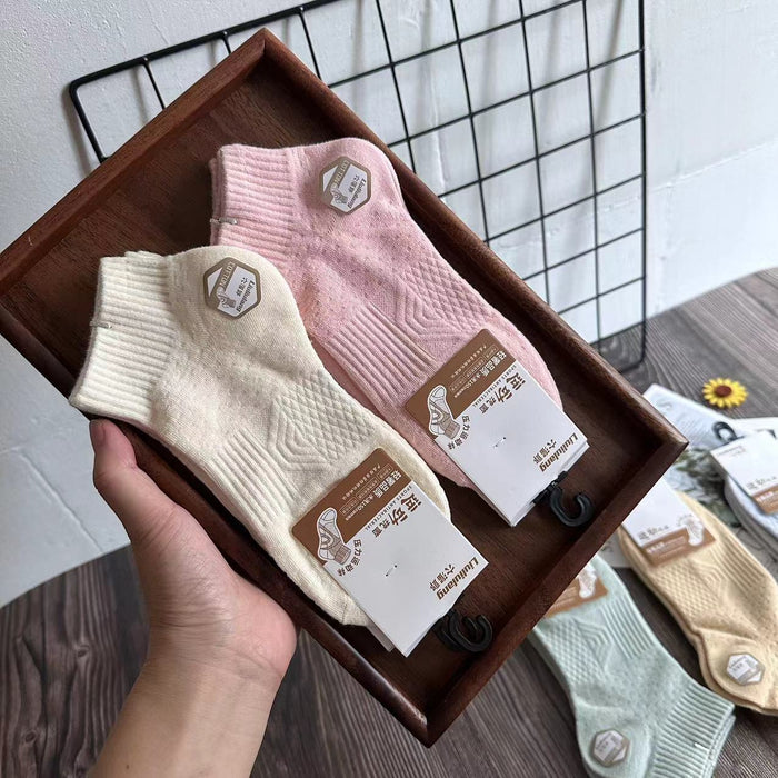 Wholesale Combed cotton socks, short socks for sweat absorption and odor prevention, short tube sports socks, breathable cotton socks