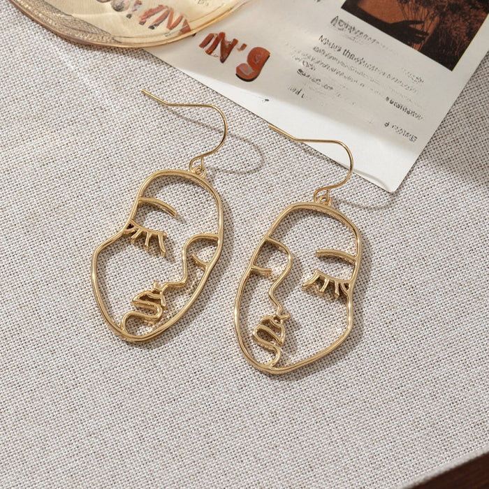 Wholesale Exaggerated high-end earrings personality irregular asymmetrical earrings