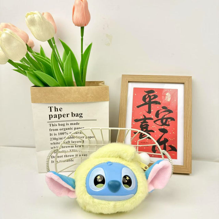 Wholesale Bag charms,  keychains,  cute vinyl pendants,  plush toys,  dolls,  and figurines